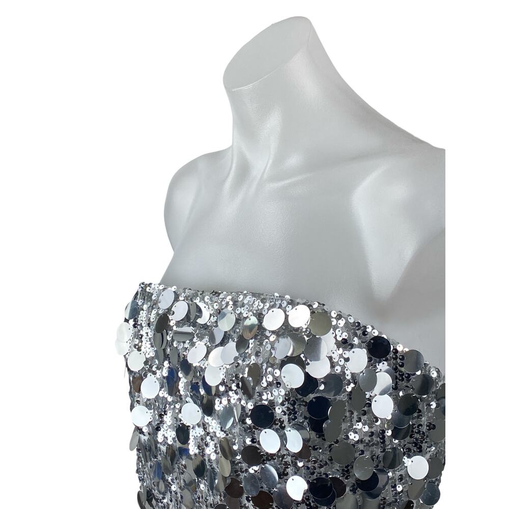 Superdown Women's Silver Sequin Split Hem Sleevel… - image 2